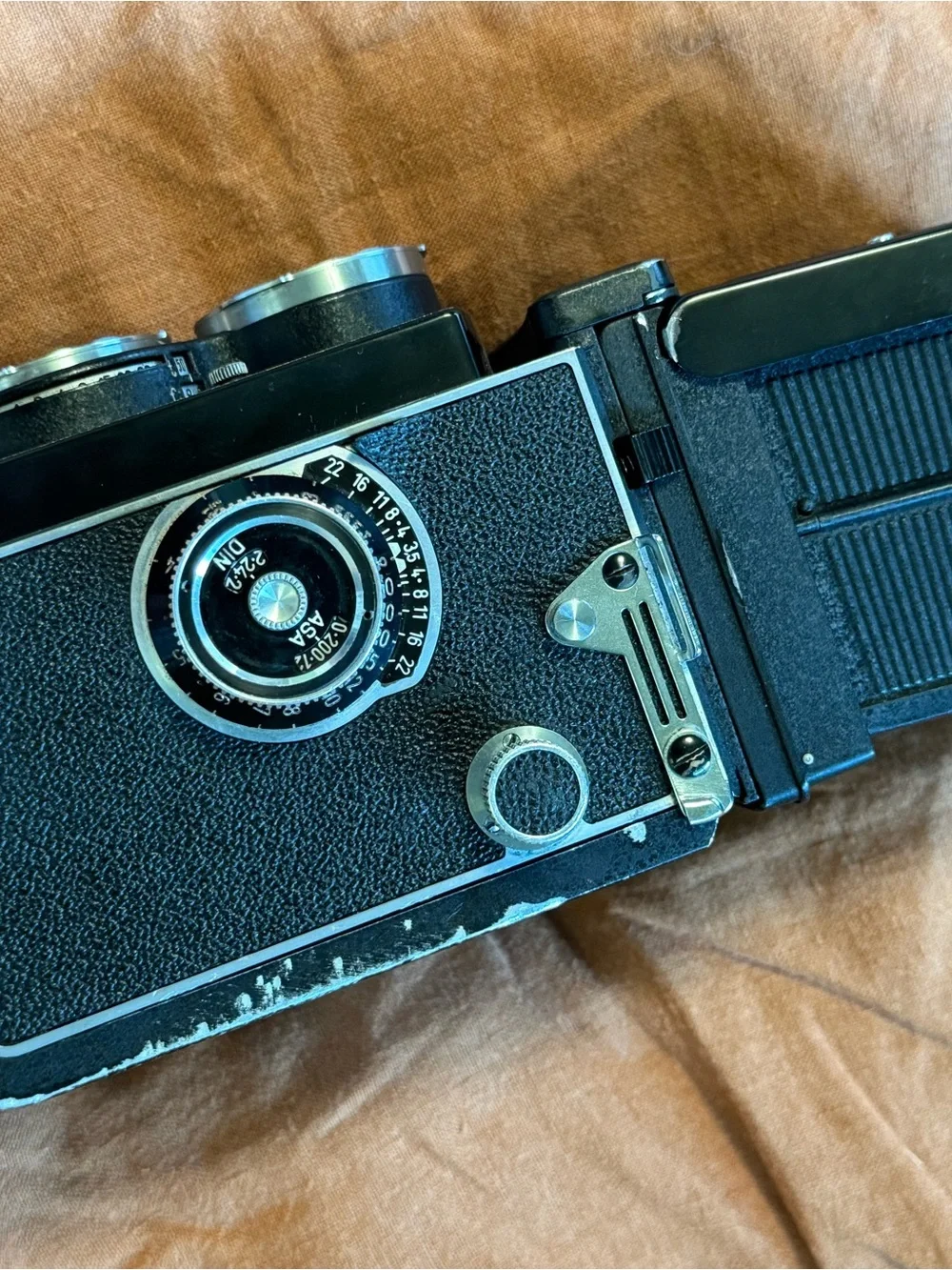 Rolleicord Black Twin-Lens Reflex 6x6 Medium Format Camera